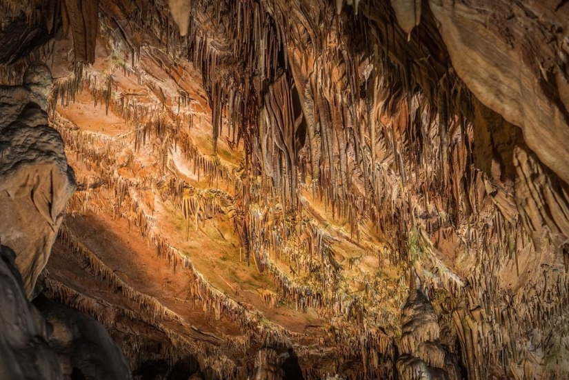 Bulgaria: Syeva Dupka Cave