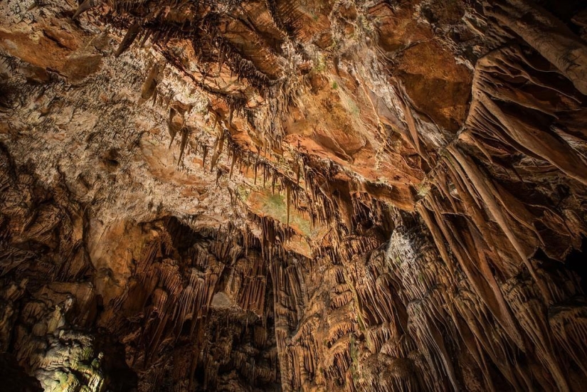 Bulgaria: Syeva Dupka Cave