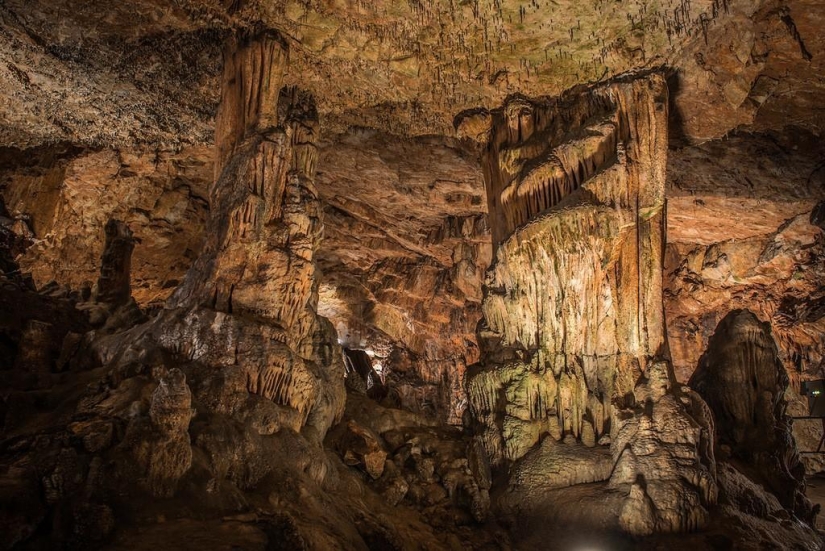 Bulgaria: Syeva Dupka Cave