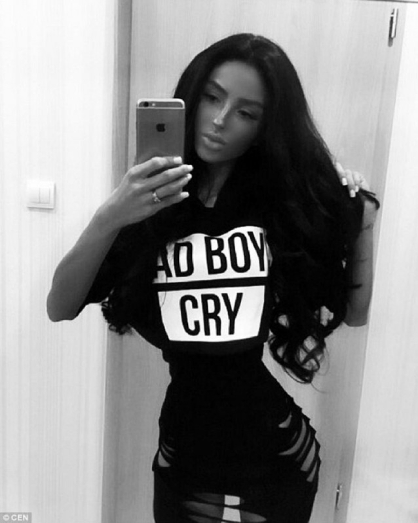 Bulgarian Barbies and Ken swear they're all natural Bulgarian Barbies and Ken swear they're all natural