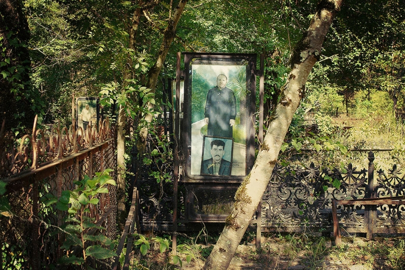 Burdeles de Petya: para aquellos que se perdieron la exposición fotográfica del experto en cortesanas, la mostramos en línea