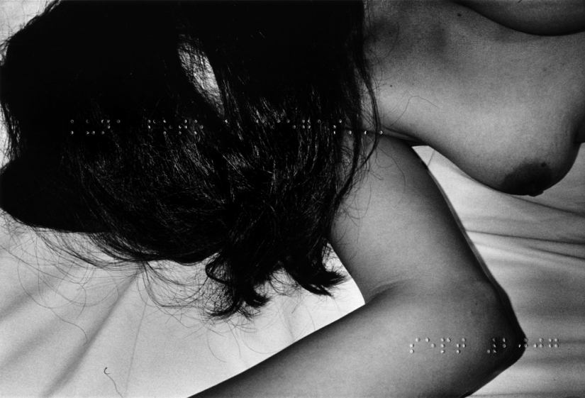 By touch: an unusual nude from a blind photographer By touch: an unusual nude from a blind photographer
