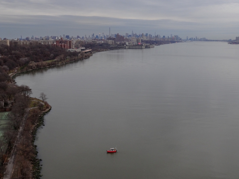 Cada 4 días alguien intenta suicidarse saltando desde este puente.