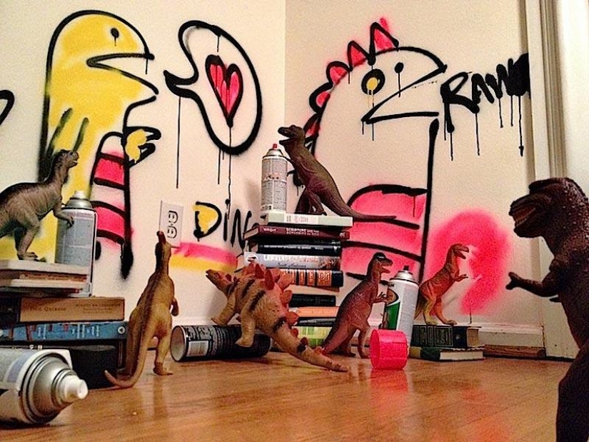 Cada noche los dinosaurios tienen una fila