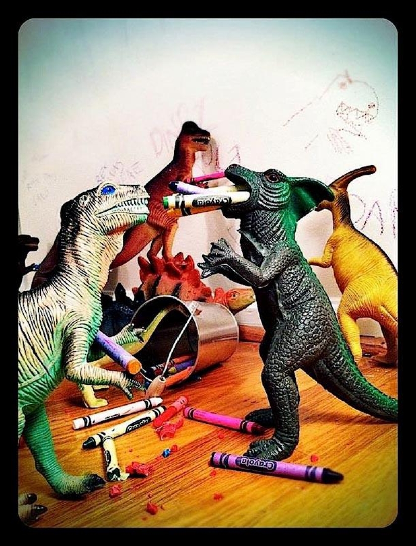 Cada noche los dinosaurios tienen una fila