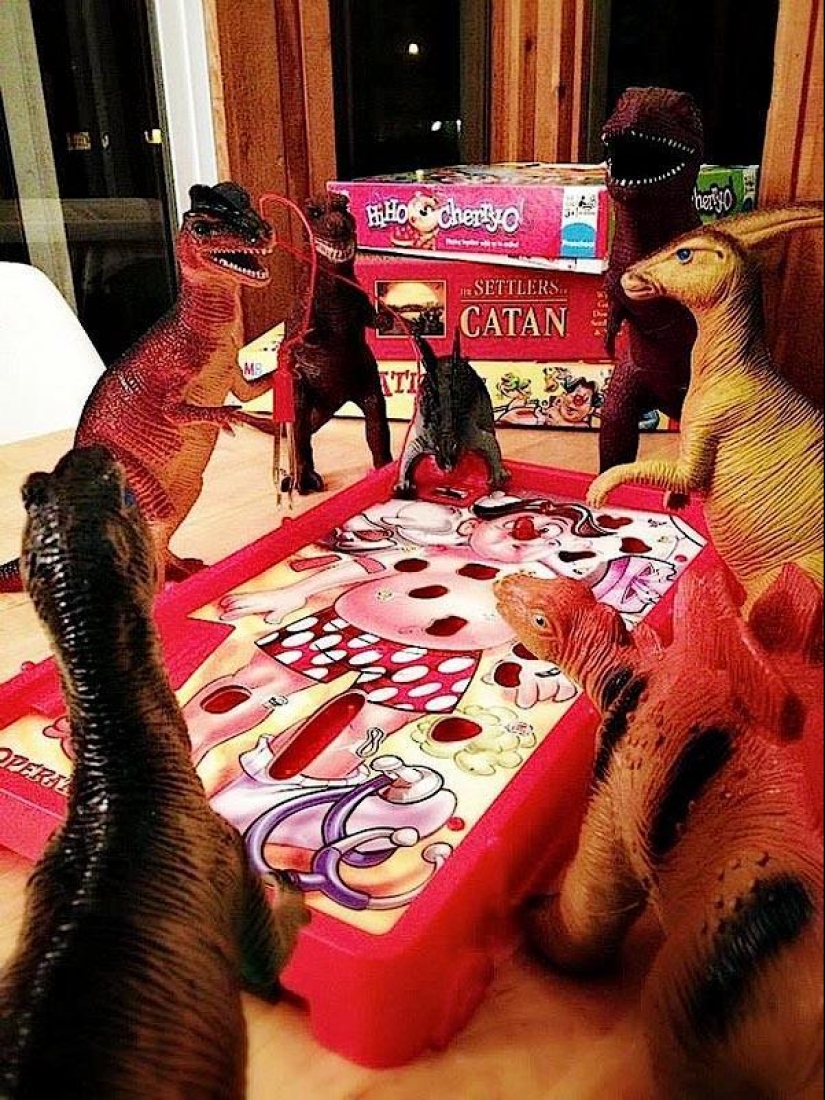 Cada noche los dinosaurios tienen una fila