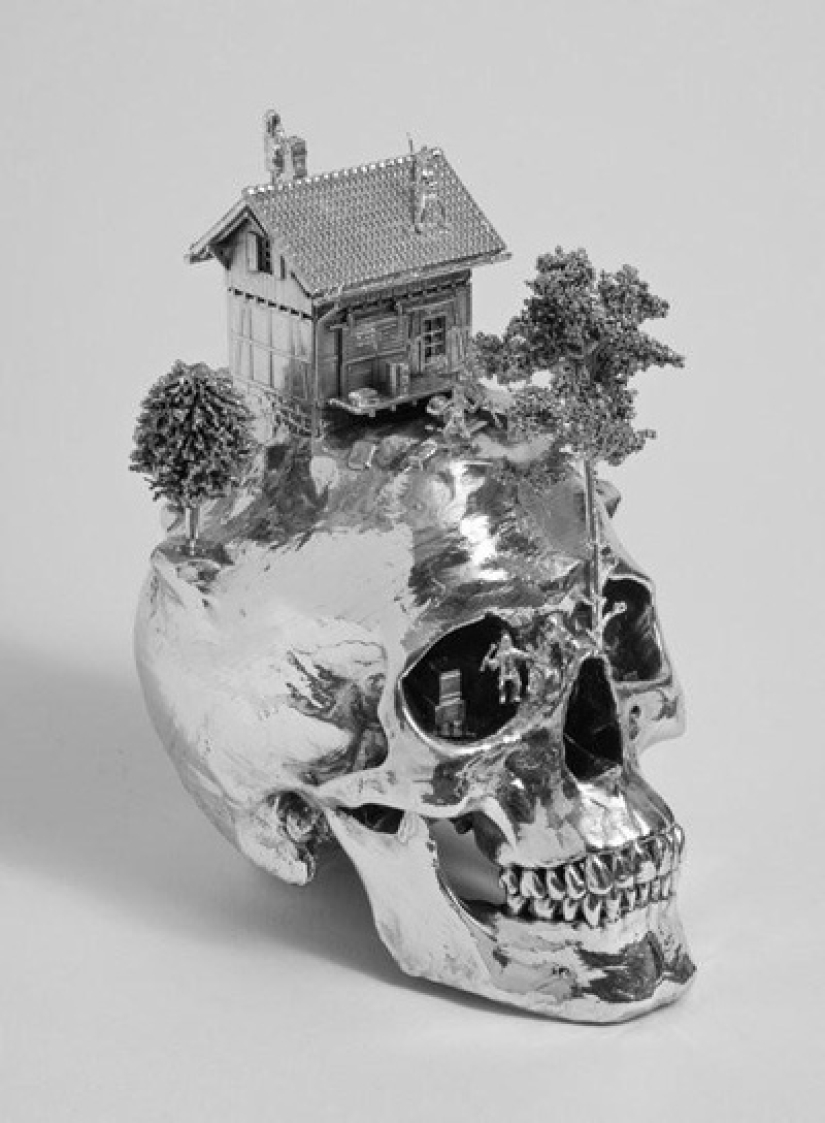 Calaveras de Frodo Mikkelsen