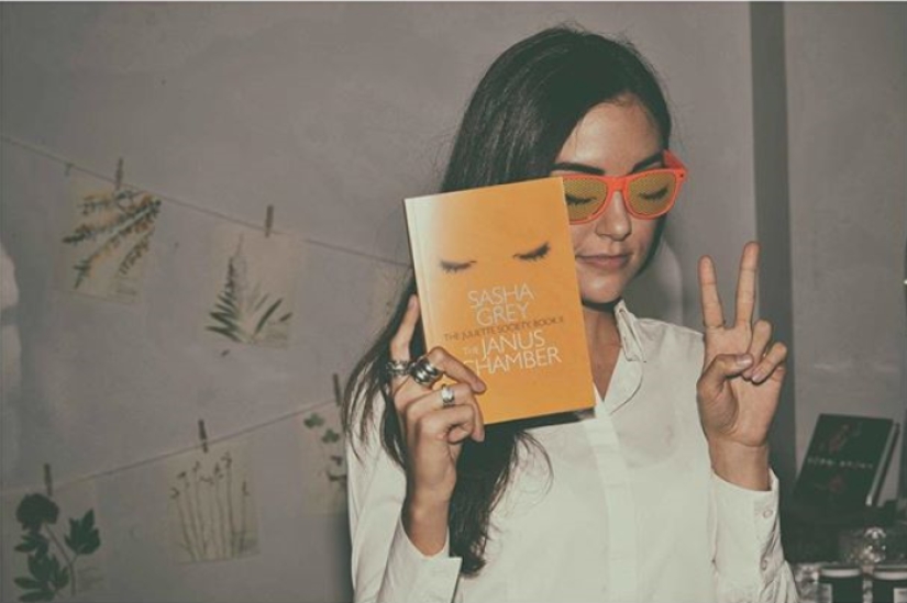 "Calvo de Brazzers", Sasha Grey, Elena Berkova — lo que publican los actores porno en VKontakte