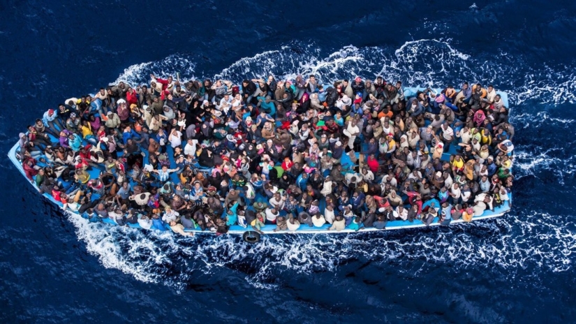 Camino difícil y peligroso de los refugiados a Europa