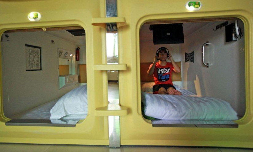 Capsule hotel in China - rooms without a view