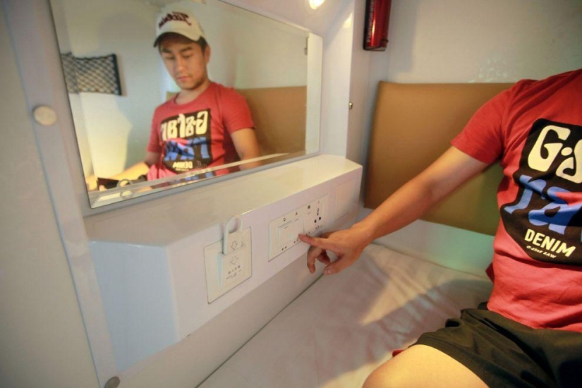 Capsule hotel in China - rooms without a view
