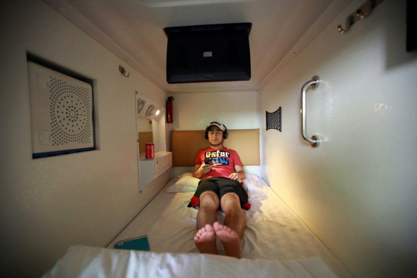 Capsule hotel in China - rooms without a view