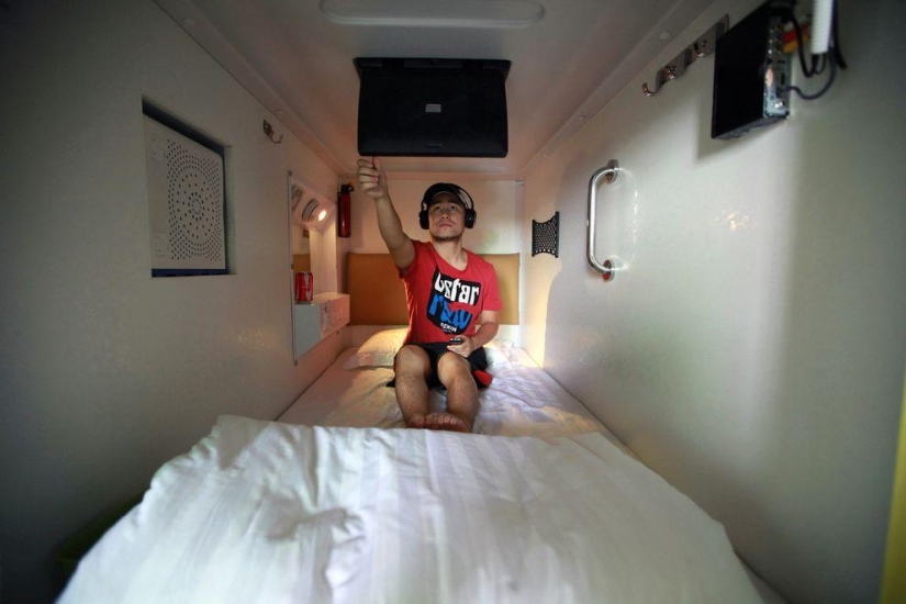 Capsule hotel in China - rooms without a view