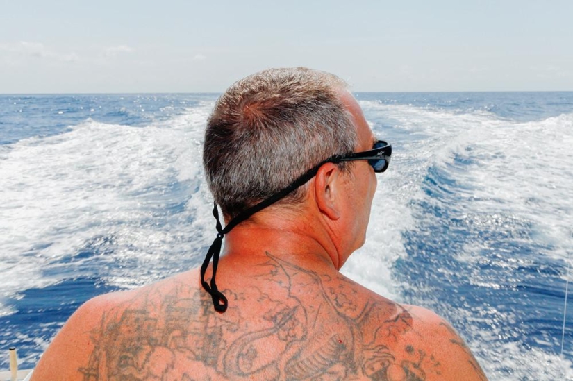 Captura, pez grande: la belleza y el horror del campeonato de pesca de tiburones monstruosos