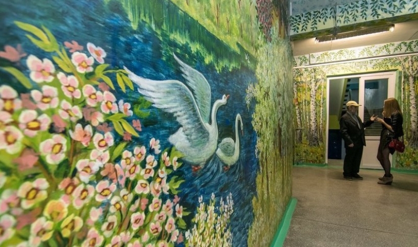 Caretaker turns school walls into art gallery