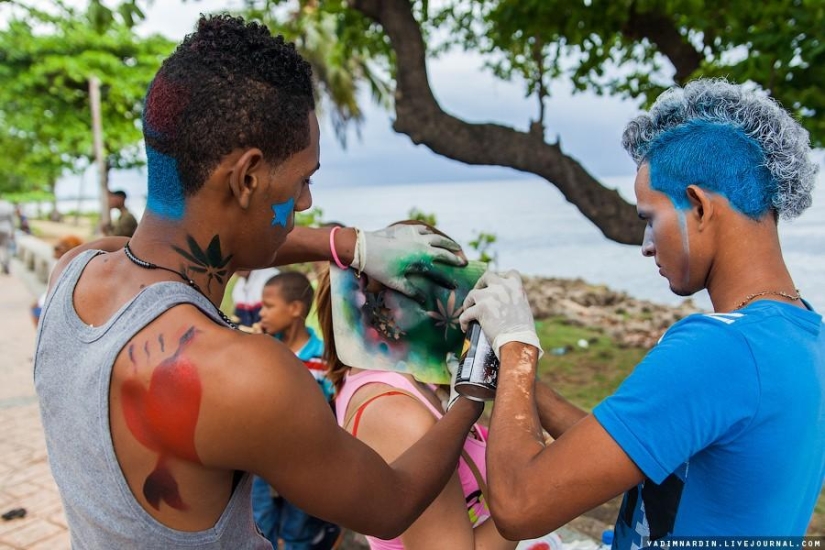 Carnaval en la República Dominicana en Santo Domingo Carnaval en la República Dominicana en Santo Domingo