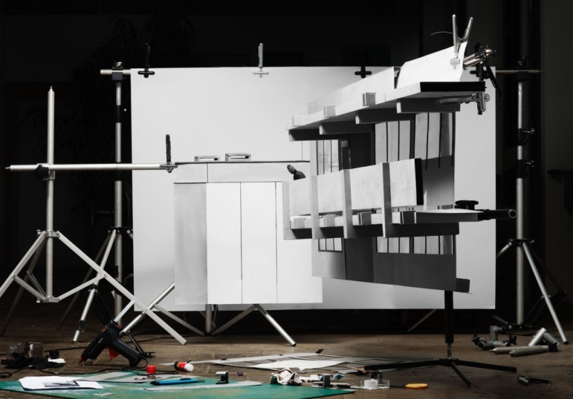 Casi como en la vida real: los fotógrafos recrearon imágenes históricas famosas en miniatura Casi como en la vida real: los fotógrafos recrearon imágenes históricas famosas en miniatura