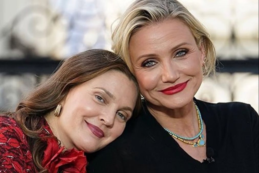Celebrities are the best friends. Who are Hollywood stars friends with?