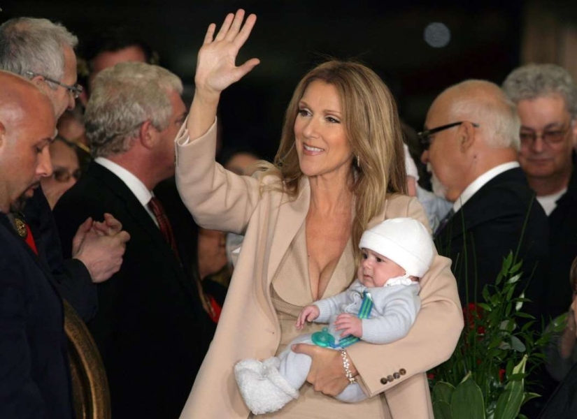 Celebrity moms who gave birth after 40