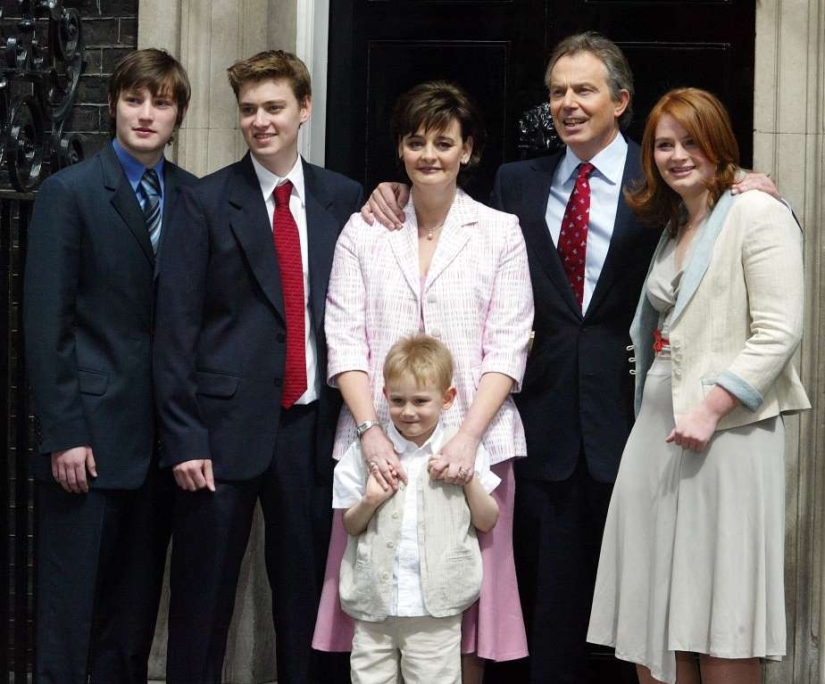 Celebrity moms who gave birth after 40