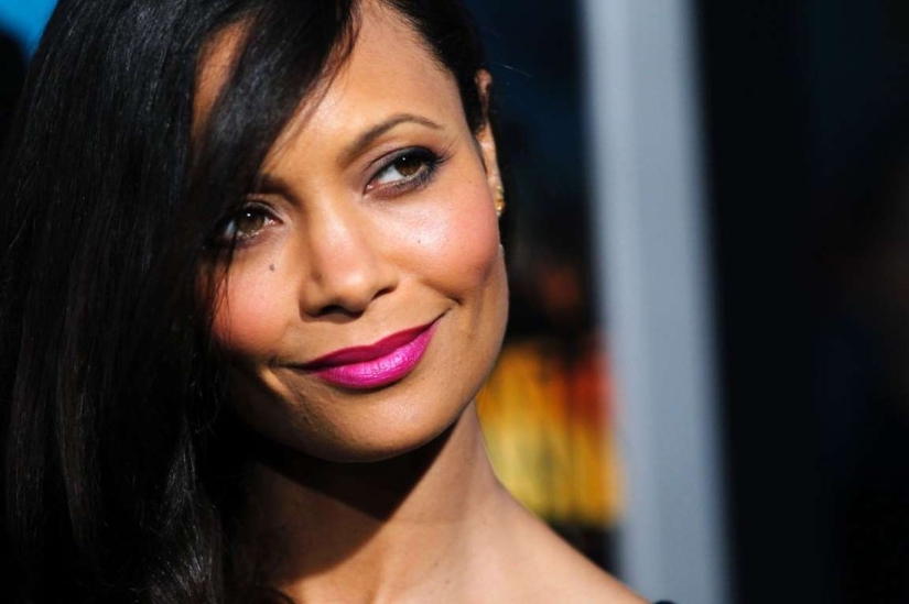 Celebrity moms who gave birth after 40