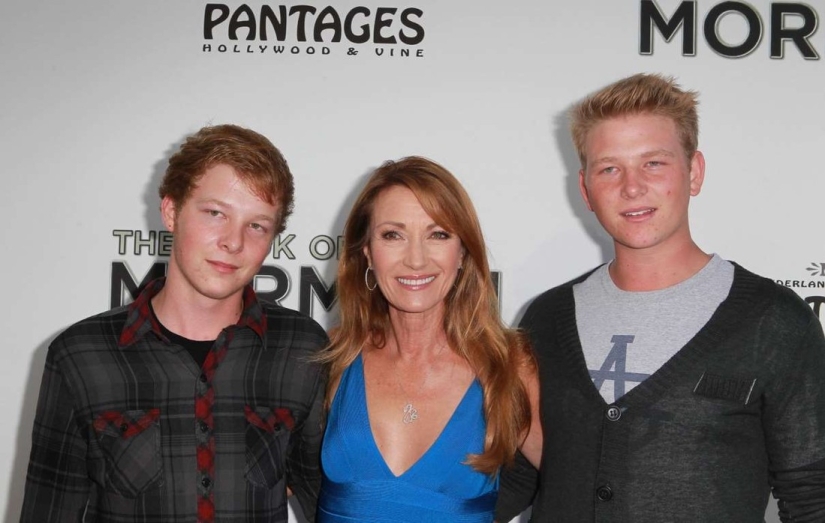 Celebrity moms who gave birth after 40