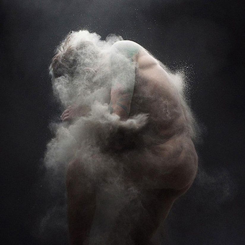 Cenizas - erótica no trivial por Olivier Valsecchi Cenizas - erótica no trivial por Olivier Valsecchi