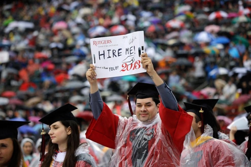 Ceremonias de graduación en todo el mundo.