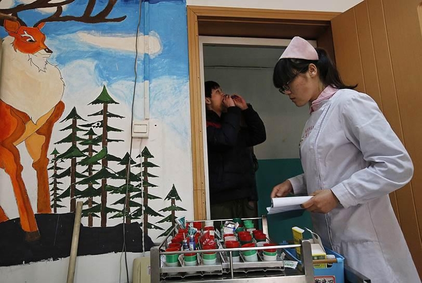 China fights internet addiction with drills China fights internet addiction with drills