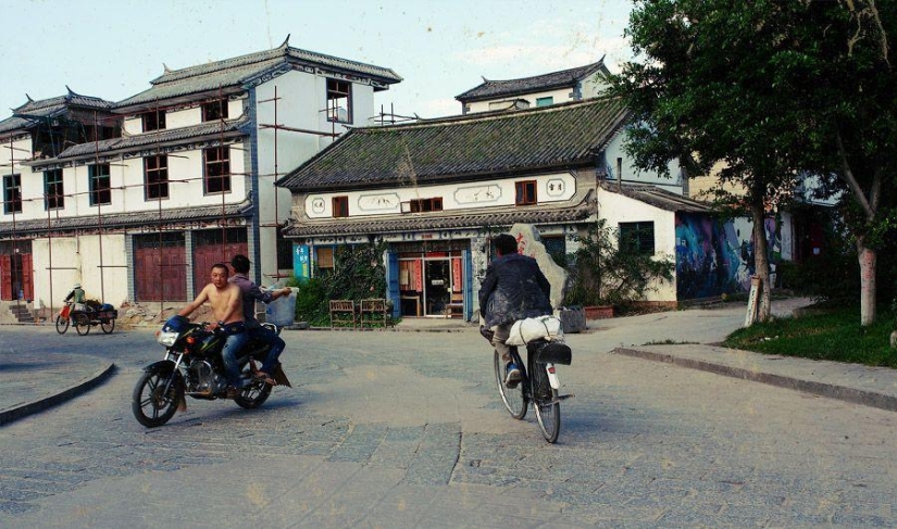 Chinese Dali. This is not an artist. This city Chinese Dali. This is not an artist. This city