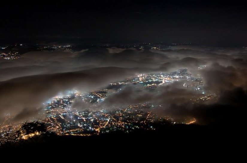 Cities shrouded in mist Cities shrouded in mist