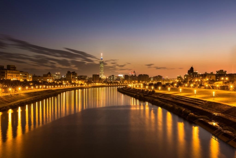 Cities Through the Looking Glass