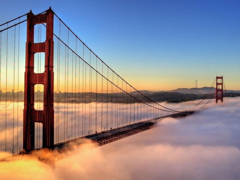 Ciudades envueltas en niebla Ciudades envueltas en niebla