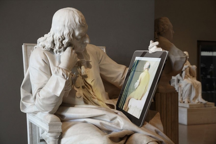 Classic sculptures dressed like hipsters