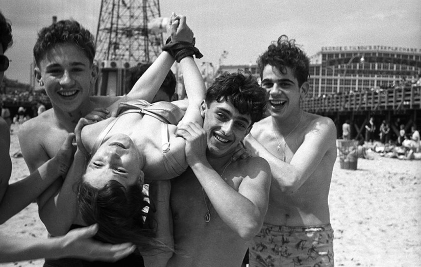 Clásico de la fotografía: Harold Feinstein Clásico de la fotografía: Harold Feinstein