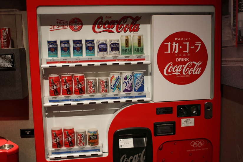 Cómo aprenderlo todo sobre la bebida más popular del mundo: un viaje al mundo de Coca-Cola