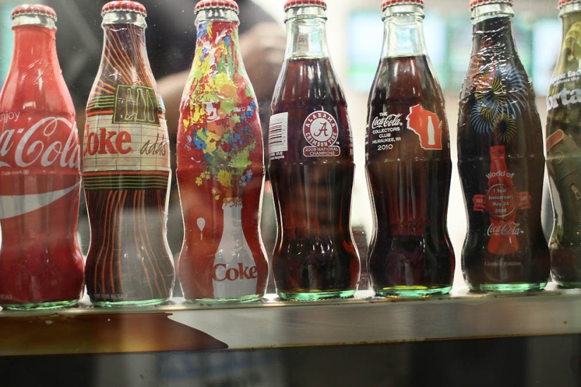 Cómo aprenderlo todo sobre la bebida más popular del mundo: un viaje al mundo de Coca-Cola