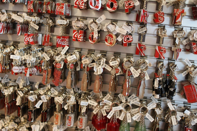 Cómo aprenderlo todo sobre la bebida más popular del mundo: un viaje al mundo de Coca-Cola