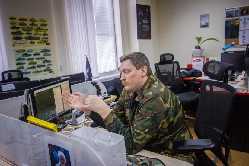 Cómo celebramos el Día del Tanker en la oficina de Wargaming Cómo celebramos el Día del Tanker en la oficina de Wargaming