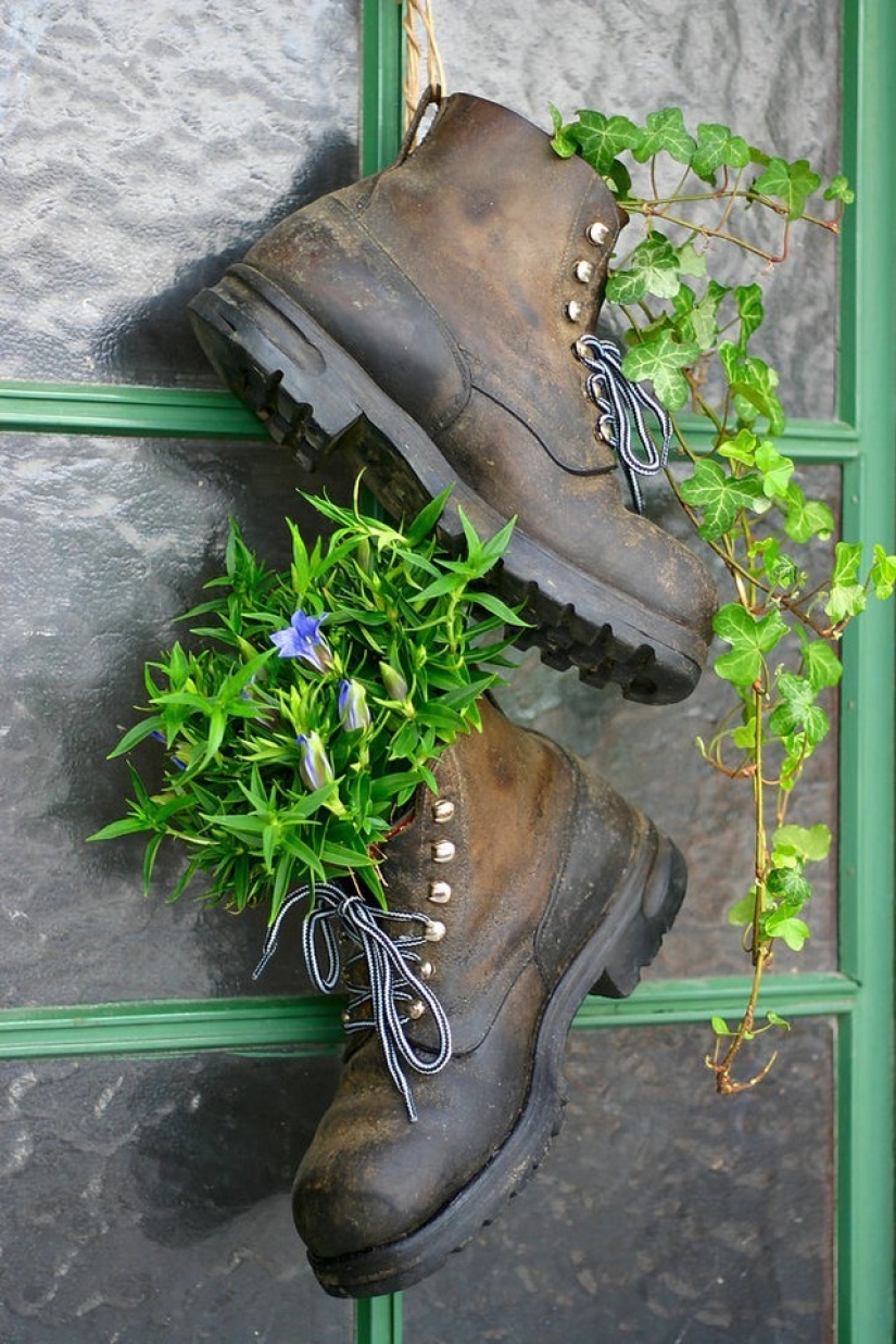 Cómo crear un macizo de flores hermoso e inusual a partir de materiales improvisados: 20 ejemplos