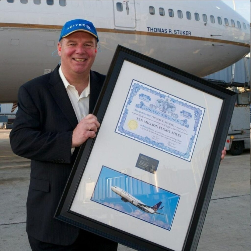 Cómo el estadounidense Tom Stuker se convirtió en el poseedor del récord de viajes aéreos Cómo el estadounidense Tom Stuker se convirtió en el poseedor del récord de viajes aéreos