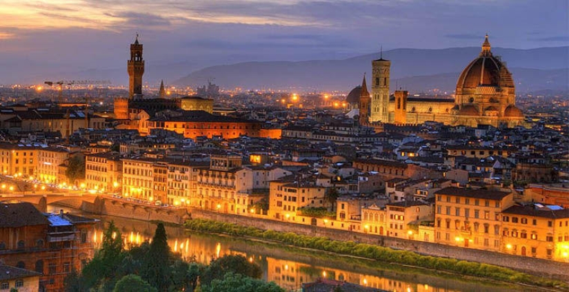 Cómo encontrar acceso gratuito a Internet mientras viajas