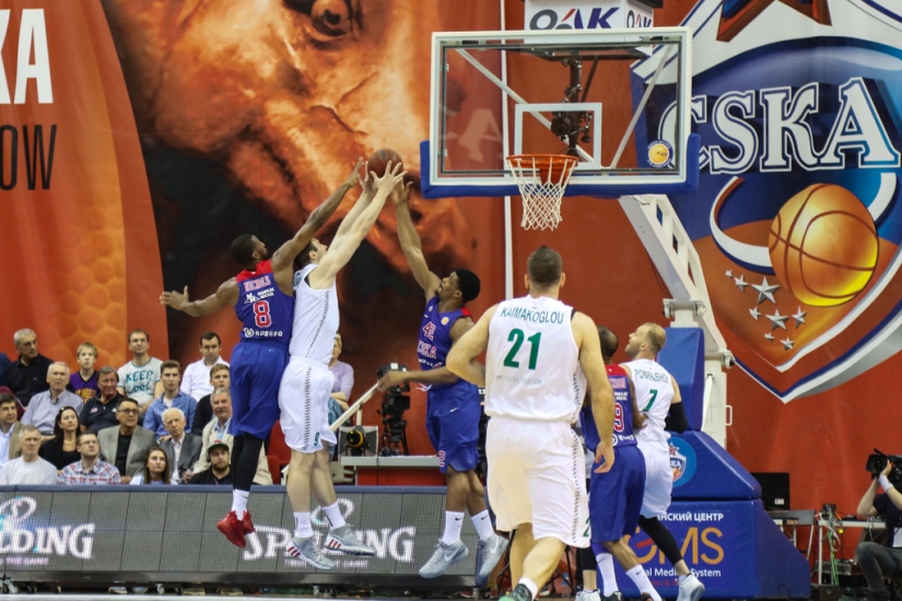 Cómo llevamos a una niña a un partido de baloncesto y qué resultó de ello