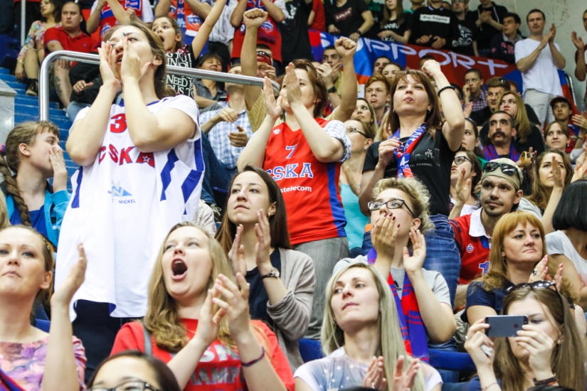 Cómo llevamos a una niña a un partido de baloncesto y qué resultó de ello