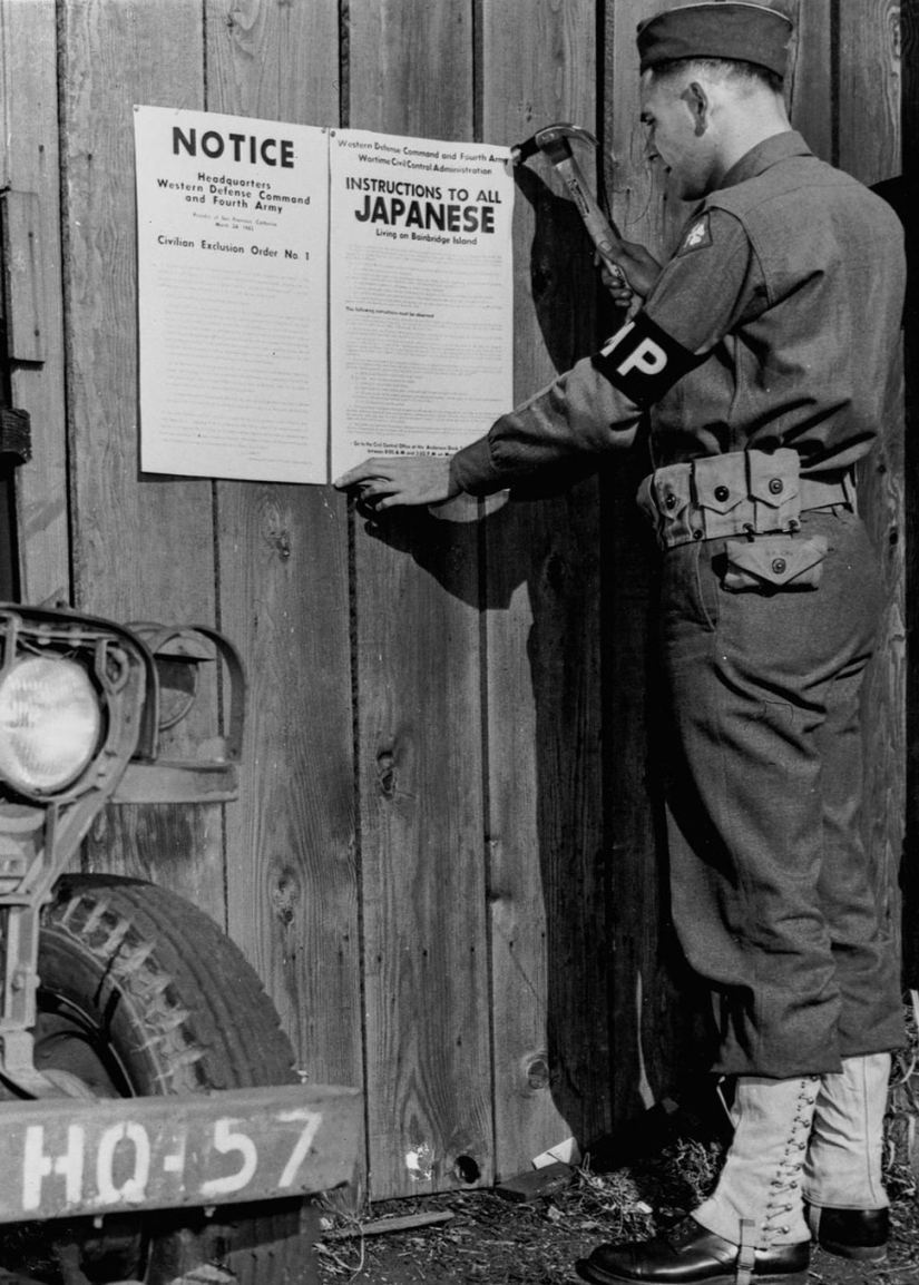 Cómo los japoneses étnicos fueron forzados a campos de concentración en los Estados Unidos después de Pearl Harbor Cómo los japoneses étnicos fueron forzados a campos de concentración en los Estados Unidos después de Pearl Harbor