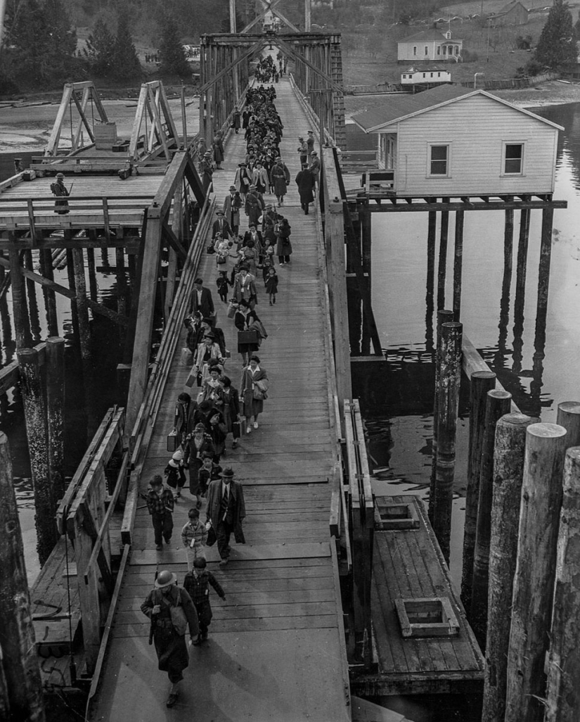 Cómo los japoneses étnicos fueron forzados a campos de concentración en los Estados Unidos después de Pearl Harbor Cómo los japoneses étnicos fueron forzados a campos de concentración en los Estados Unidos después de Pearl Harbor