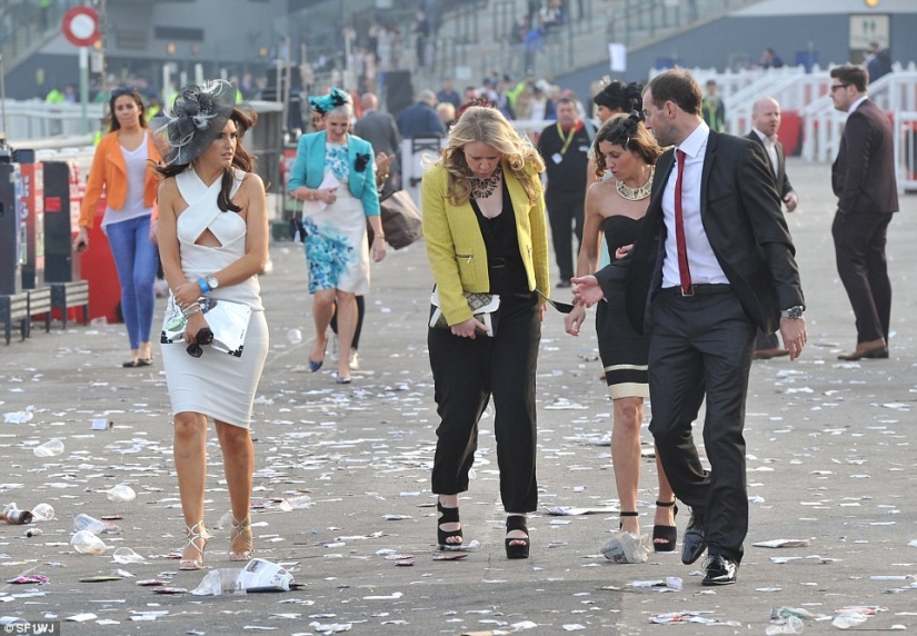 ¿Cómo se celebró el Lady's Day en el Reino Unido? ¡Señora, bombas de verdad! ¿Cómo se celebró el Lady's Day en el Reino Unido? ¡Señora, bombas de verdad!