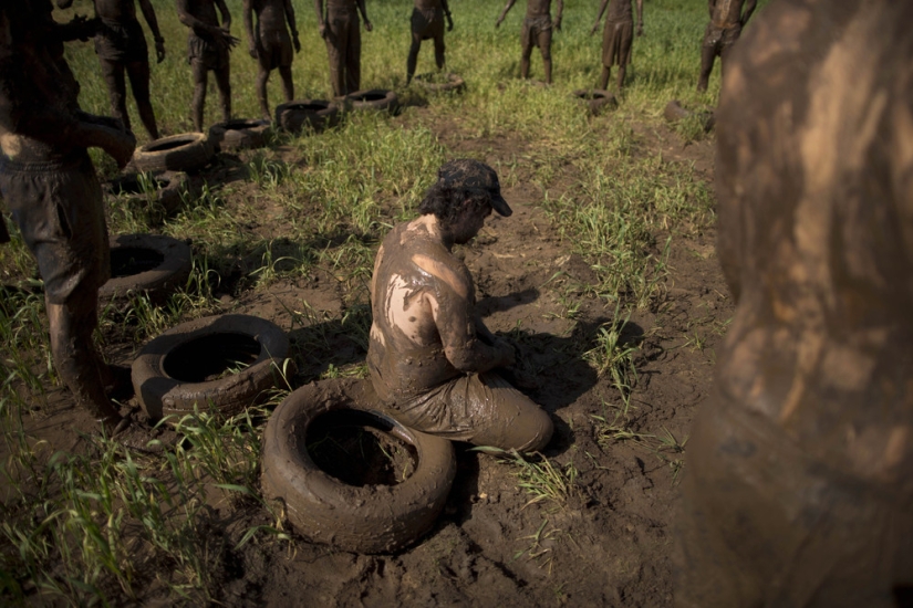 Cómo son los ejercicios militares de los estudiantes de secundaria israelíes Cómo son los ejercicios militares de los estudiantes de secundaria israelíes