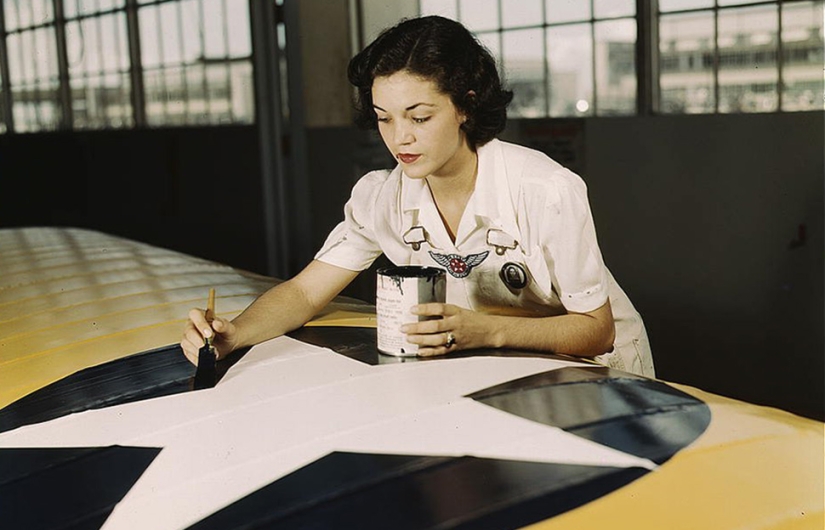 Color memories of the Second World War in the lens of American photographers