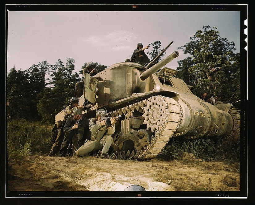 Color memories of the Second World War in the lens of American photographers